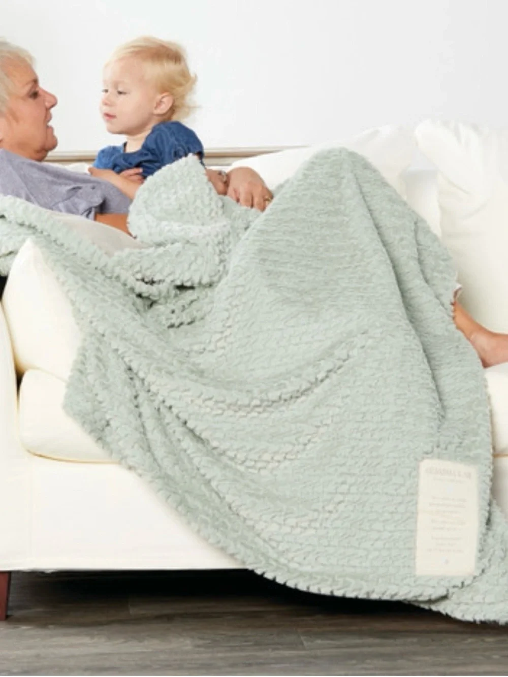 Cozy Chenille Throw Blanket - Soft Sage Green